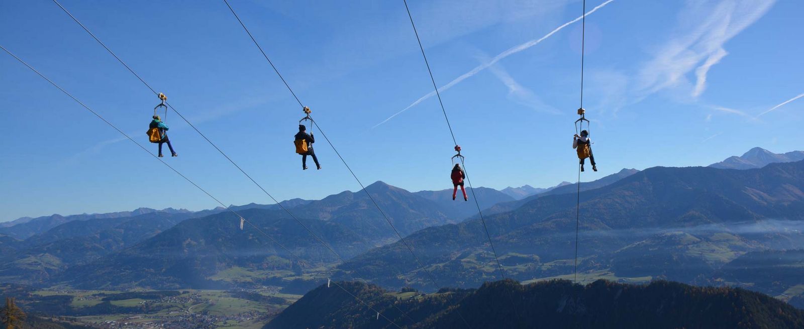 Seil-Gleitfluganlage in den Alpen