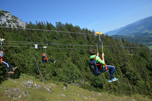 Pressebild - der Abflug auf der Zipline Stoderzinke